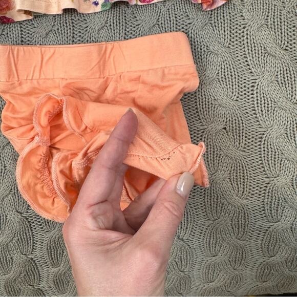 SugarBoo & Co Floral Ice Cream Print Dress and Peach Shorts Set ~ 18/24M - Picture 8 of 9